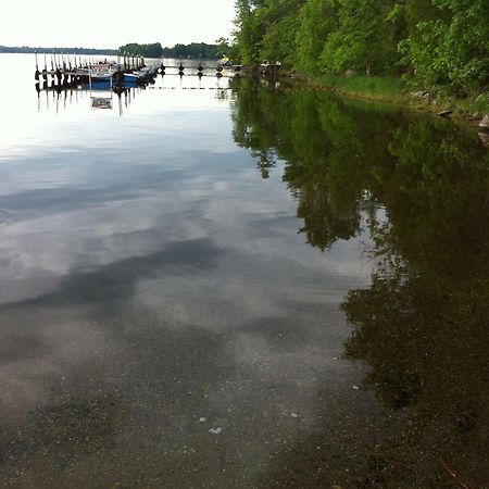 Lake Dalrymple Resort Lagoon City Eksteriør billede