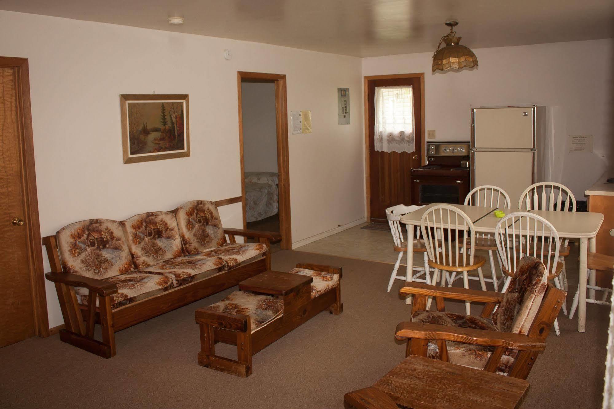 Lake Dalrymple Resort Lagoon City Eksteriør billede